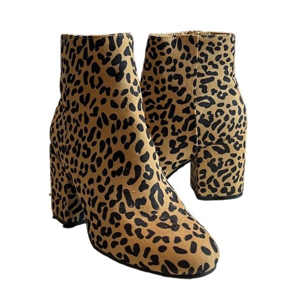 Bar III Women’s Booties Gatlin Block Heel Ankle Leopard Print Fabric Upper 5.5M - Picture 14 of 14